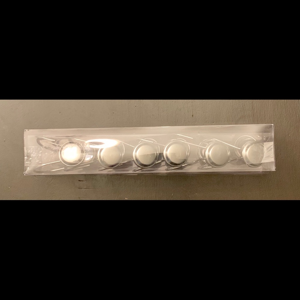 New pack of round silver shower curtain hooks!